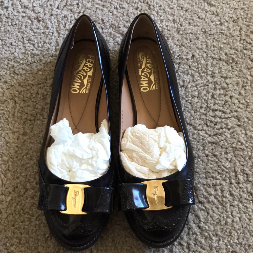 Size 6 Ferragamo flats